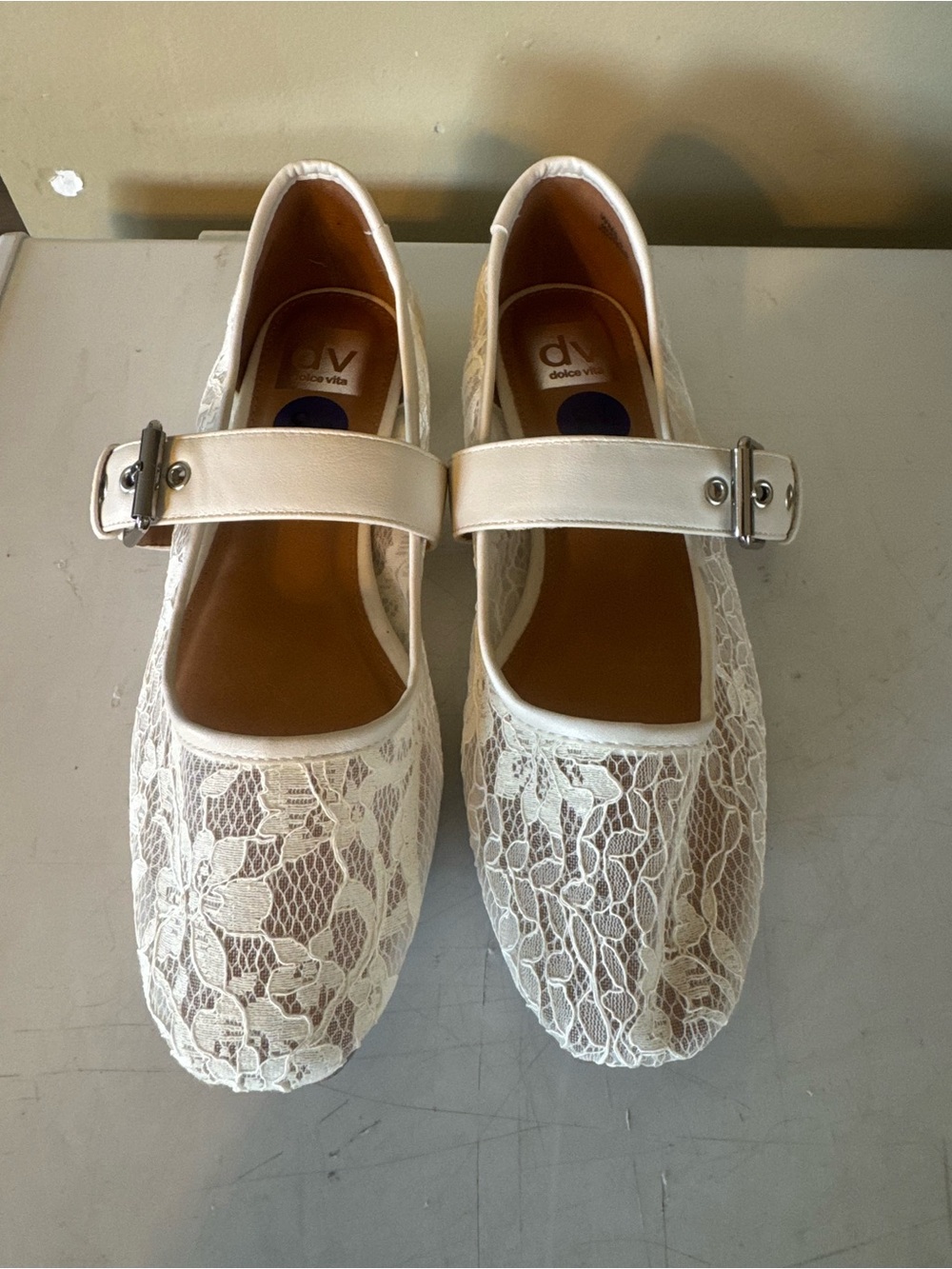 Dolce Vita White Lace Floral Mary Jane ballet Flats Toe US 8.5 dainty whimsical